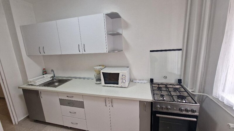 Stefan cel Mare, Polona, Calea Floreasca, stradal